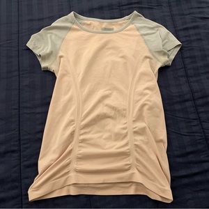 Athleta Ruched Fast Track Top Size Small